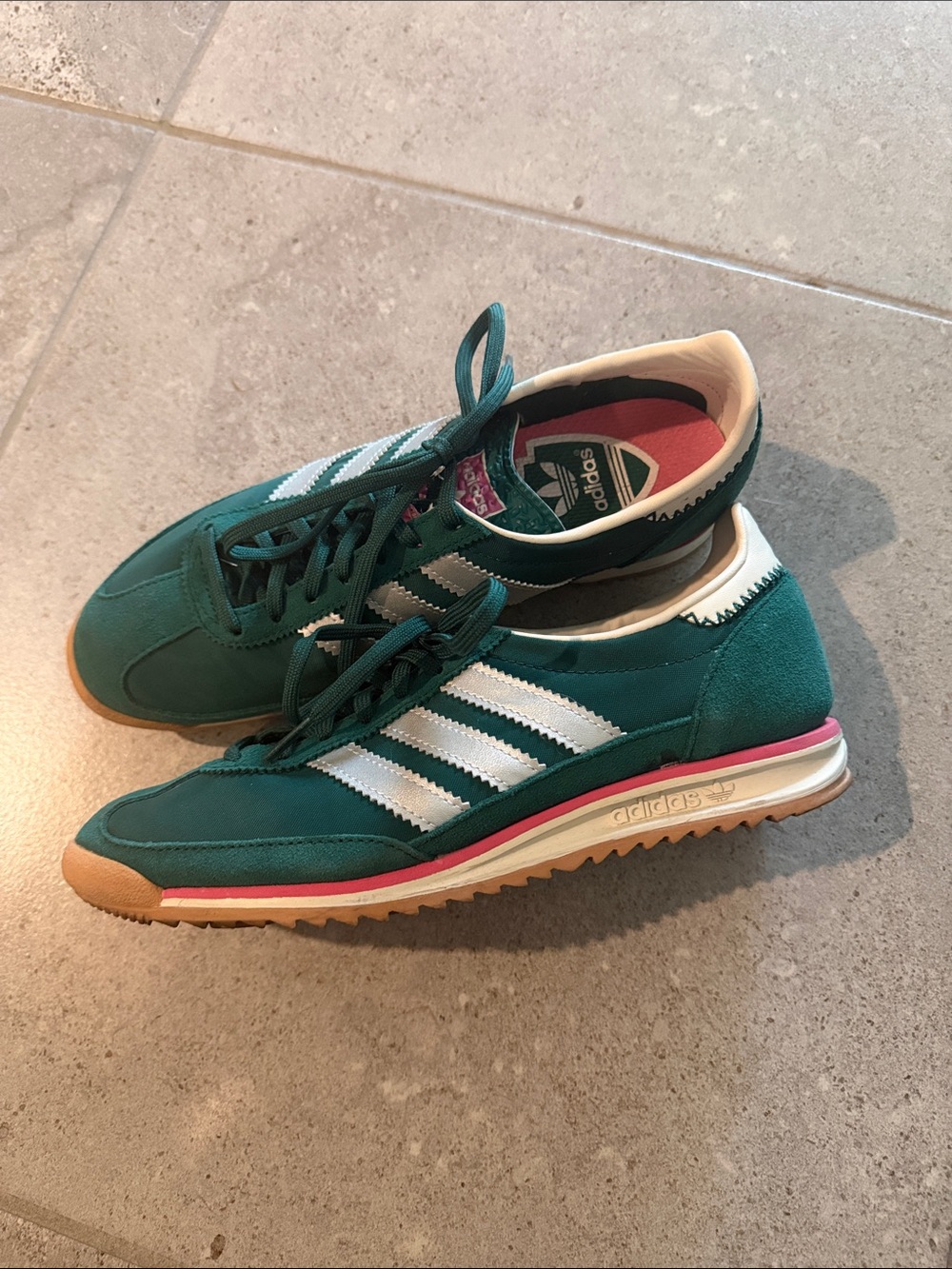 adidas Green and White Classic Sneakers with Gum Sole - Picture 2 of 4